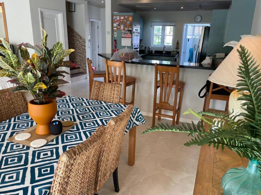 Nanpa, Luxury Family Three Bed Villa, St James West Coast, Private Pool 圣詹姆斯 外观 照片